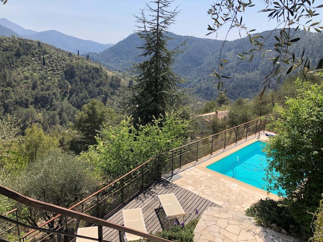Les Figaires Villa L'Escarene Екстериор снимка