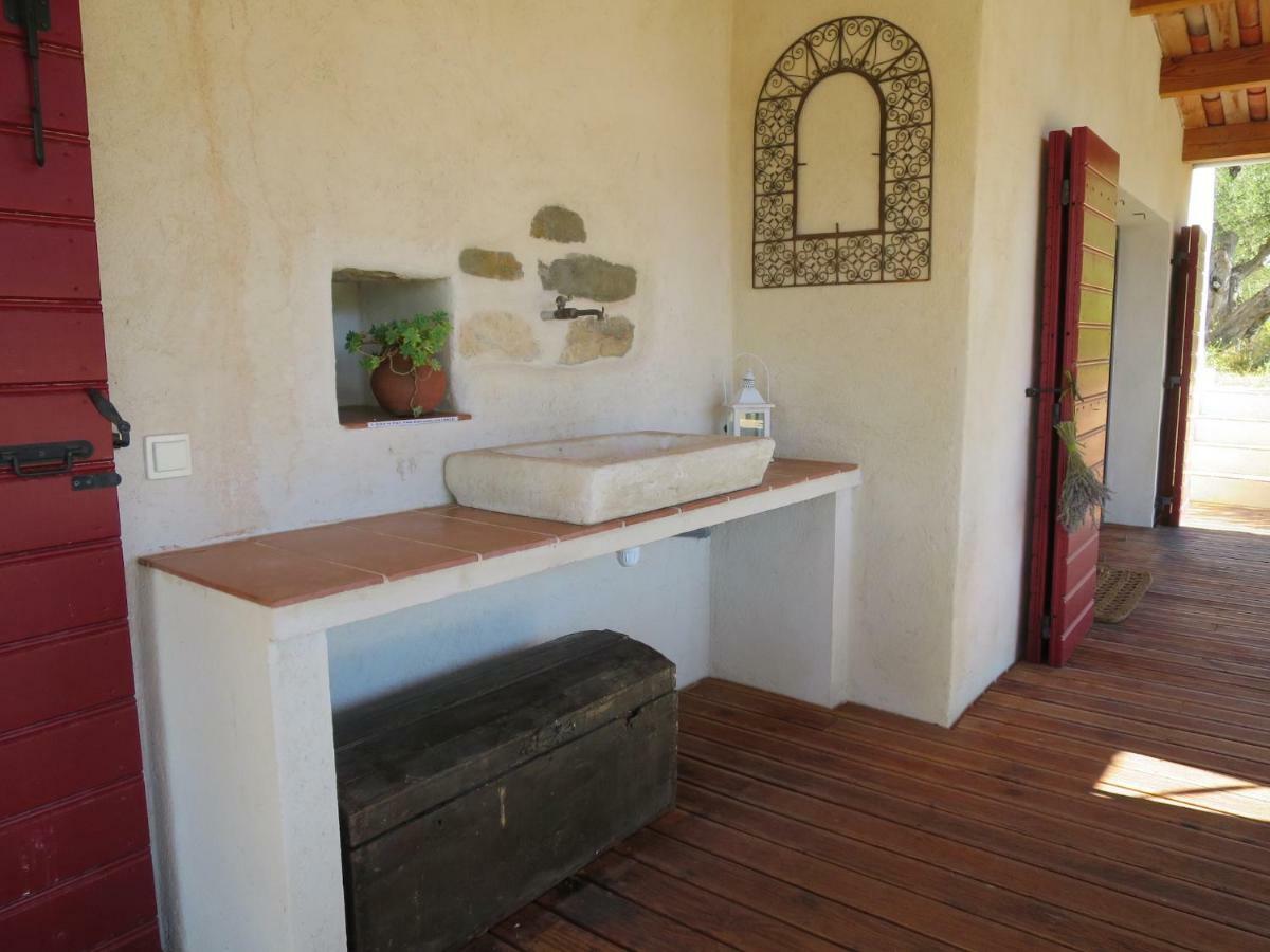 Les Figaires Villa L'Escarene Екстериор снимка