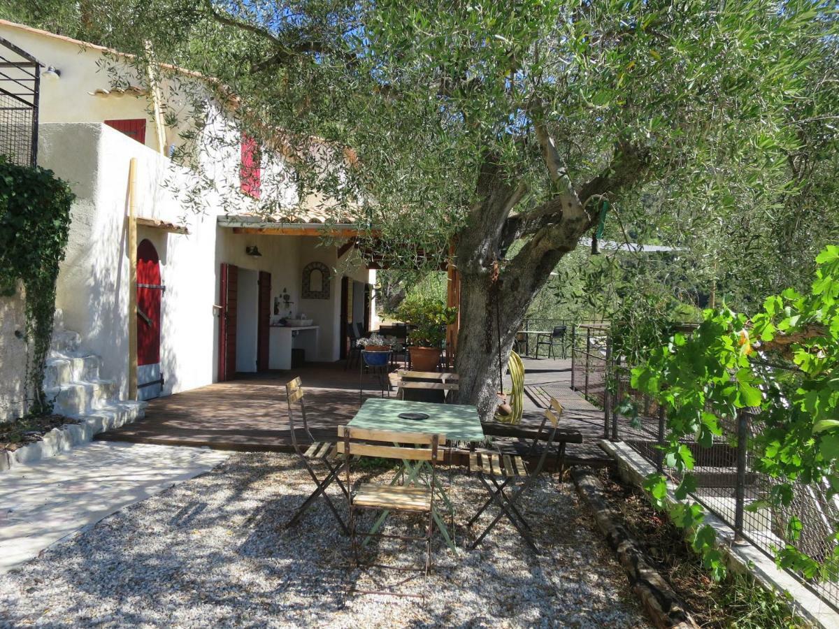 Les Figaires Villa L'Escarene Екстериор снимка