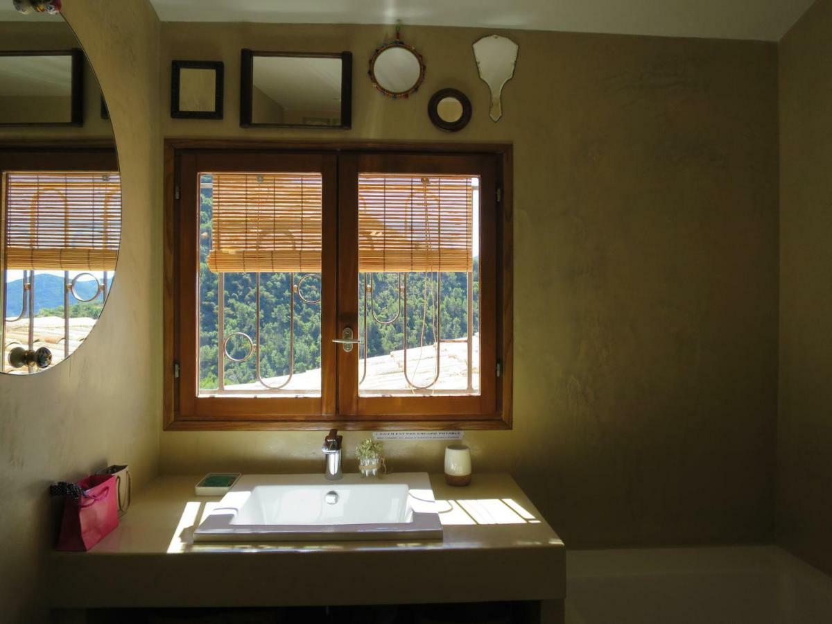 Les Figaires Villa L'Escarene Екстериор снимка